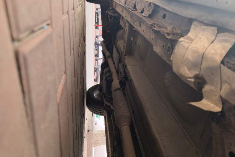 Used Zotye T600 2016 Sport Edition 2.0T DCT Prestige Model Chassis Front Right