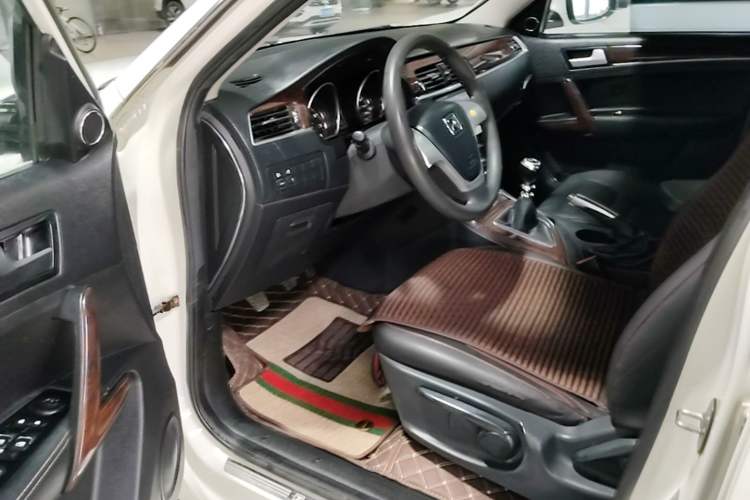 Used Zotye T600 2016 1.5T Manual Elite Edition Driver Seat