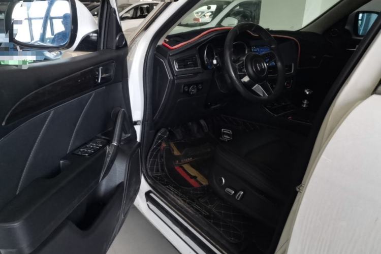 Used Zotye T600 2016 Sport Edition 1.5T Manual Luxury Model Driver Seat