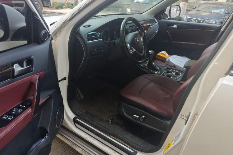 Used Zotye T600 2016 2.0T DCT Prestige Edition Driver Seat