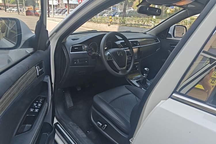 Used Zotye T600 2016 1.5T Manual Luxury Edition Driver Seat