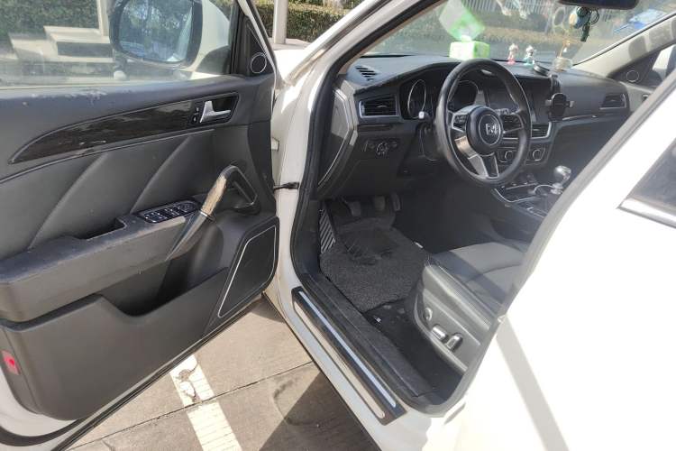 Used Zotye T600 2016 Sport Edition 1.5T Manual Luxury Model Driver Seat