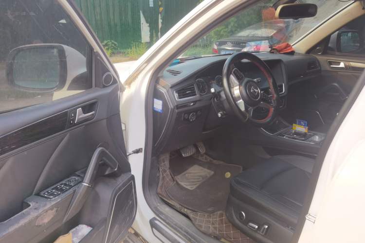 Used Zotye T600 2016 Sport Edition 2.0T DCT Prestige Model Driver Seat