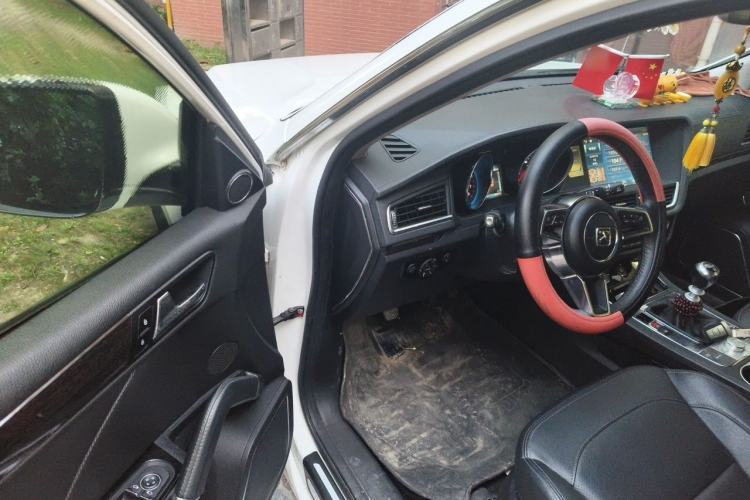 Used Zotye T600 2016 Sport Edition 1.5T Manual Luxury Model Driver Seat