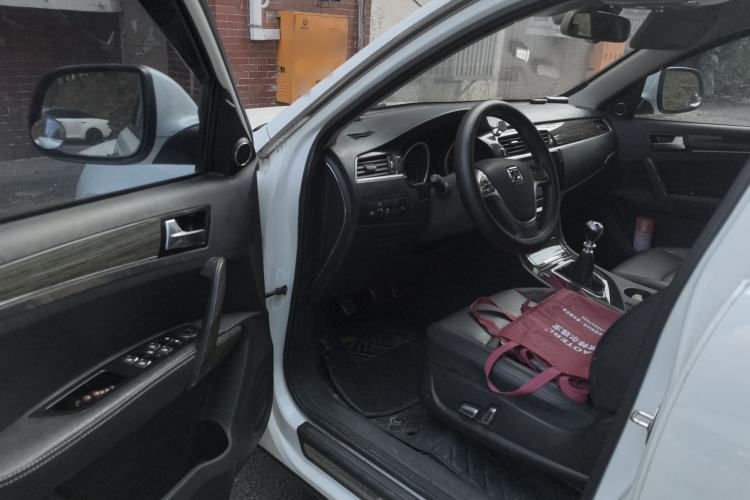 Used Zotye T600 2016 1.5T Manual Flagship Edition Driver Seat