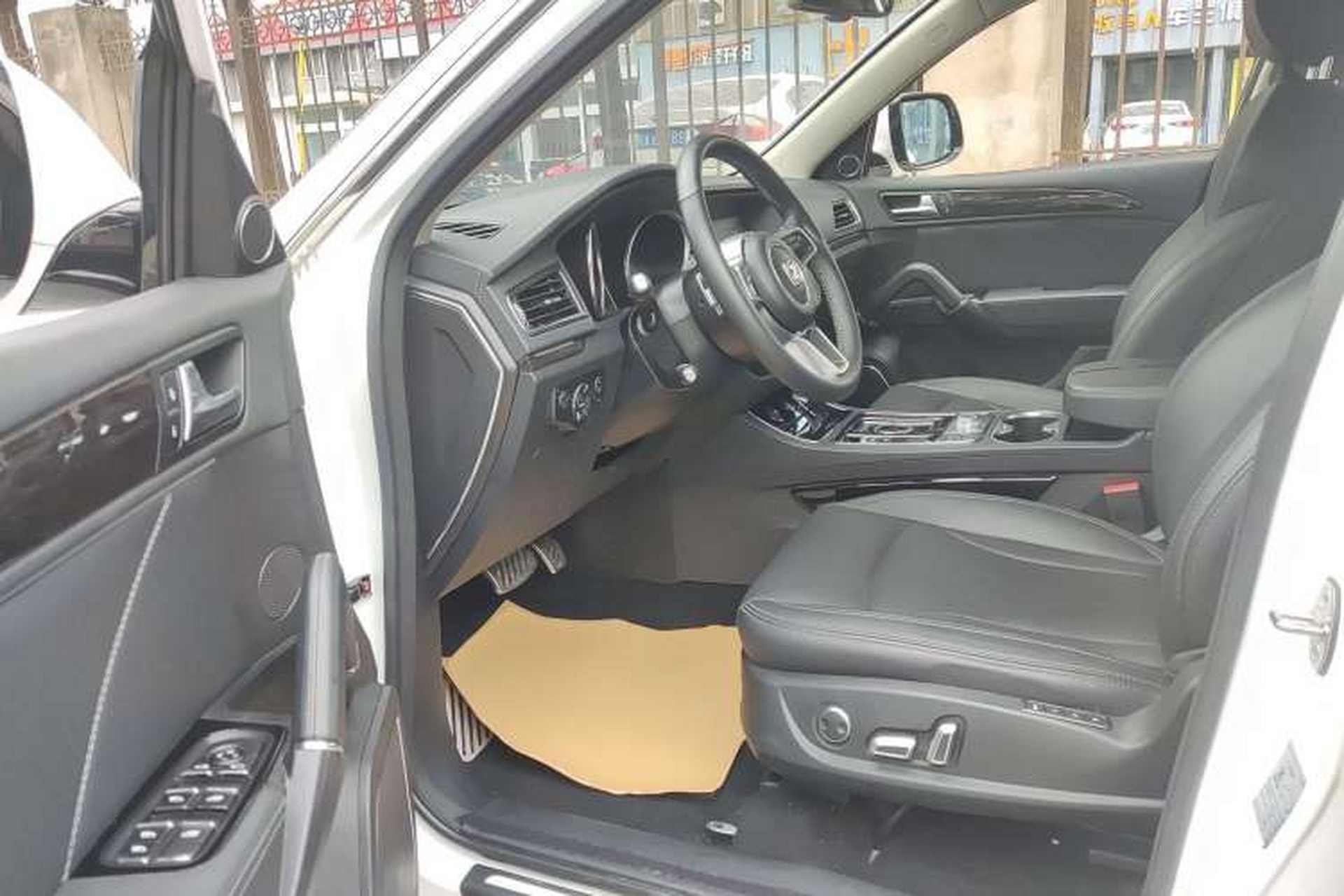 Used Zotye T600 2016 Sport Edition 2.0T DCT Luxury Model Driver Seat
