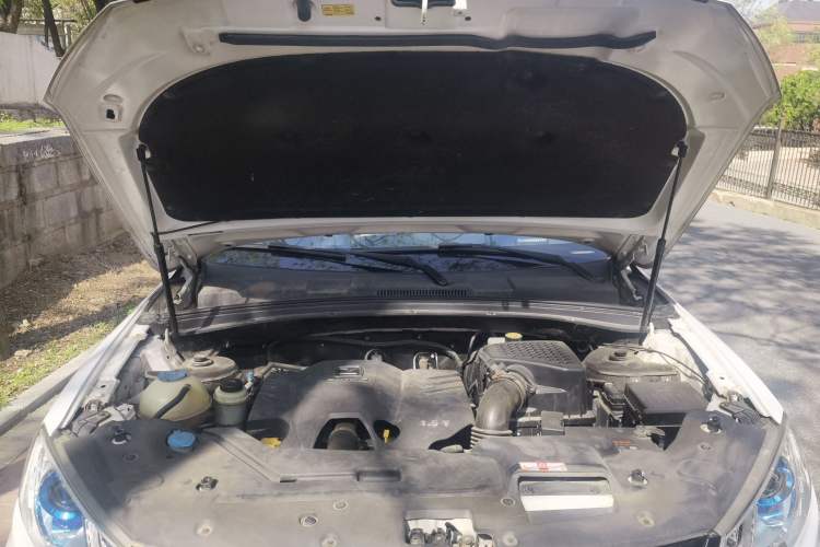Used Zotye T600 2016 1.5T Manual Elite Edition Engine Bay