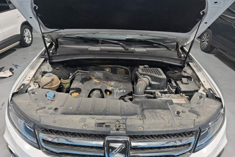 Used Zotye T600 2016 Sports Edition 1.5T Manual Luxury Model Engine Bay