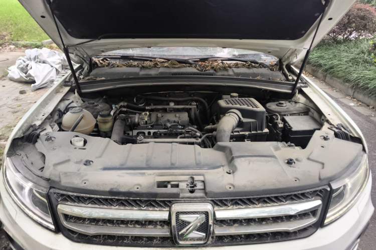 Used Zotye T600 2016 Sport Edition 2.0T DCT Flagship Model Engine Bay