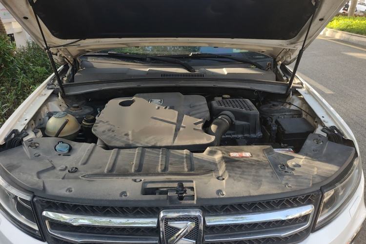 Used Zotye T600 2016 Sport Edition 2.0T DCT Prestige Model Engine Bay
