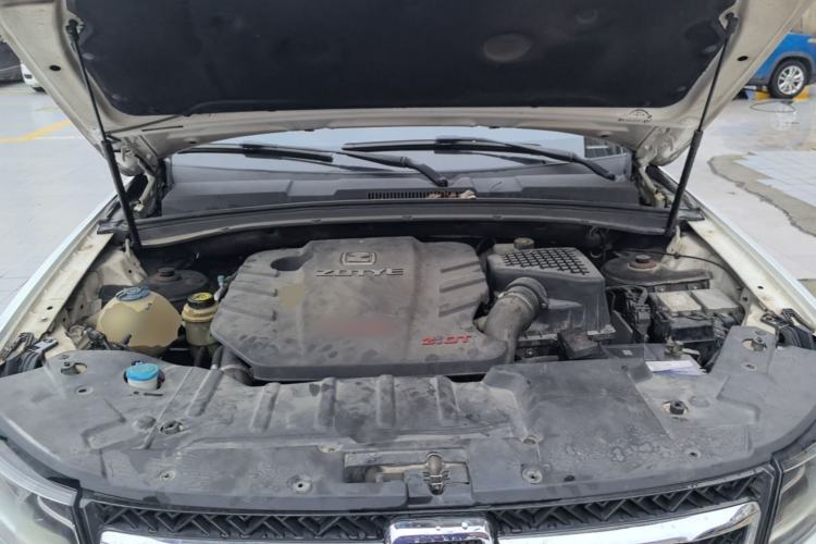 Used Zotye T600 2016 Sport Edition 2.0T DCT Luxury Model Engine Bay