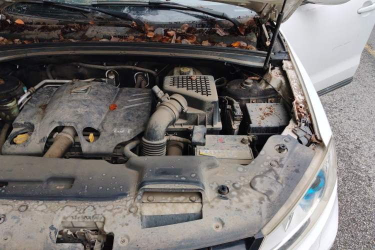 Used Zotye T600 2016 1.5T Manual Elite Edition Engine Bay Left