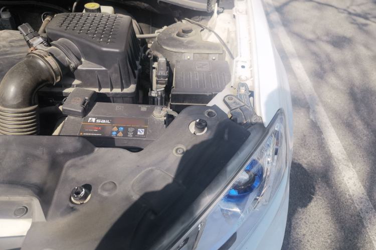 Used Zotye T600 2016 1.5T Manual Elite Edition Engine Bay Left