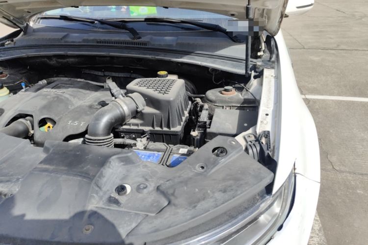 Used Zotye T600 2016 Sport Edition 1.5T Manual Luxury Model Engine Bay Left