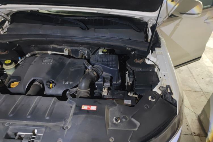 Used Zotye T600 2016 Sports Edition 1.5T Manual Luxury Model Engine Bay Left