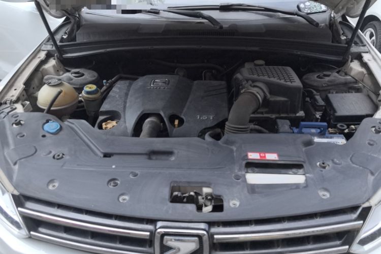Used Zotye T600 2016 1.5T Manual Flagship Edition Engine Bay
