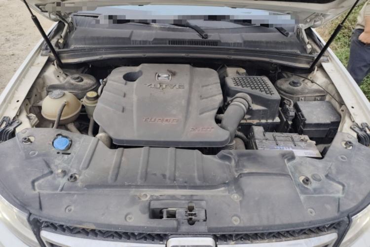 Used Zotye T600 2016 Sport Edition 2.0T DCT Prestige Model Engine Bay