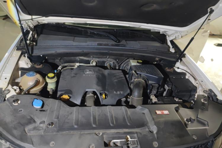 Used Zotye T600 2016 Sports Edition 1.5T Manual Luxury Model Engine Bay