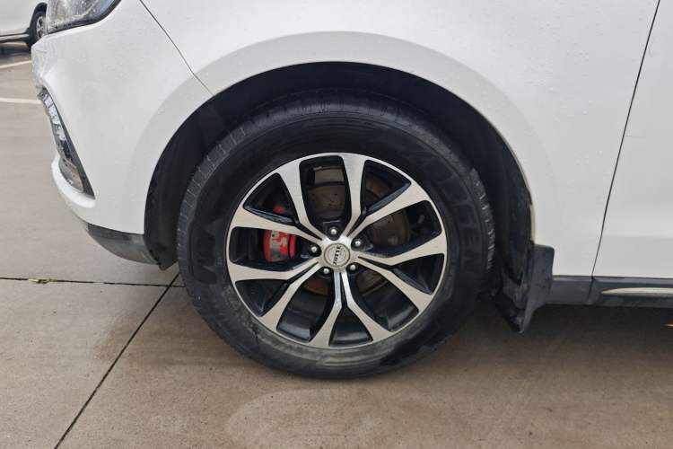 Used Zotye T600 2016 Sport Edition 2.0T DCT Prestige Model Exterior 4