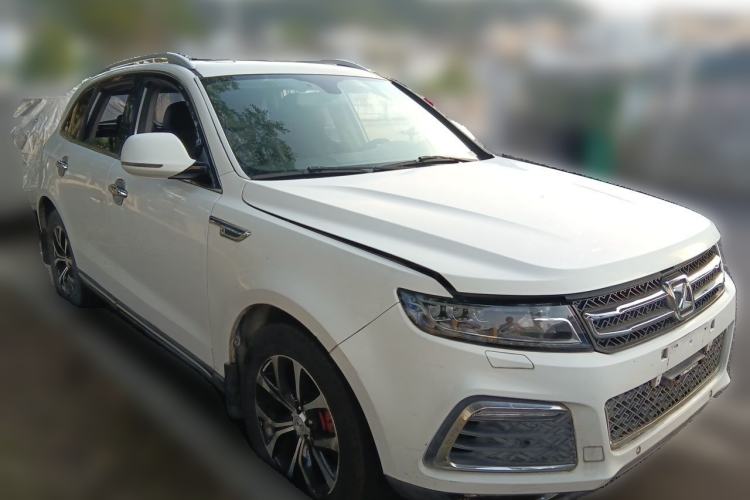 Used Zotye T600 2016 Sport Edition 2.0T DCT Prestige Model Front Right 45 Deg