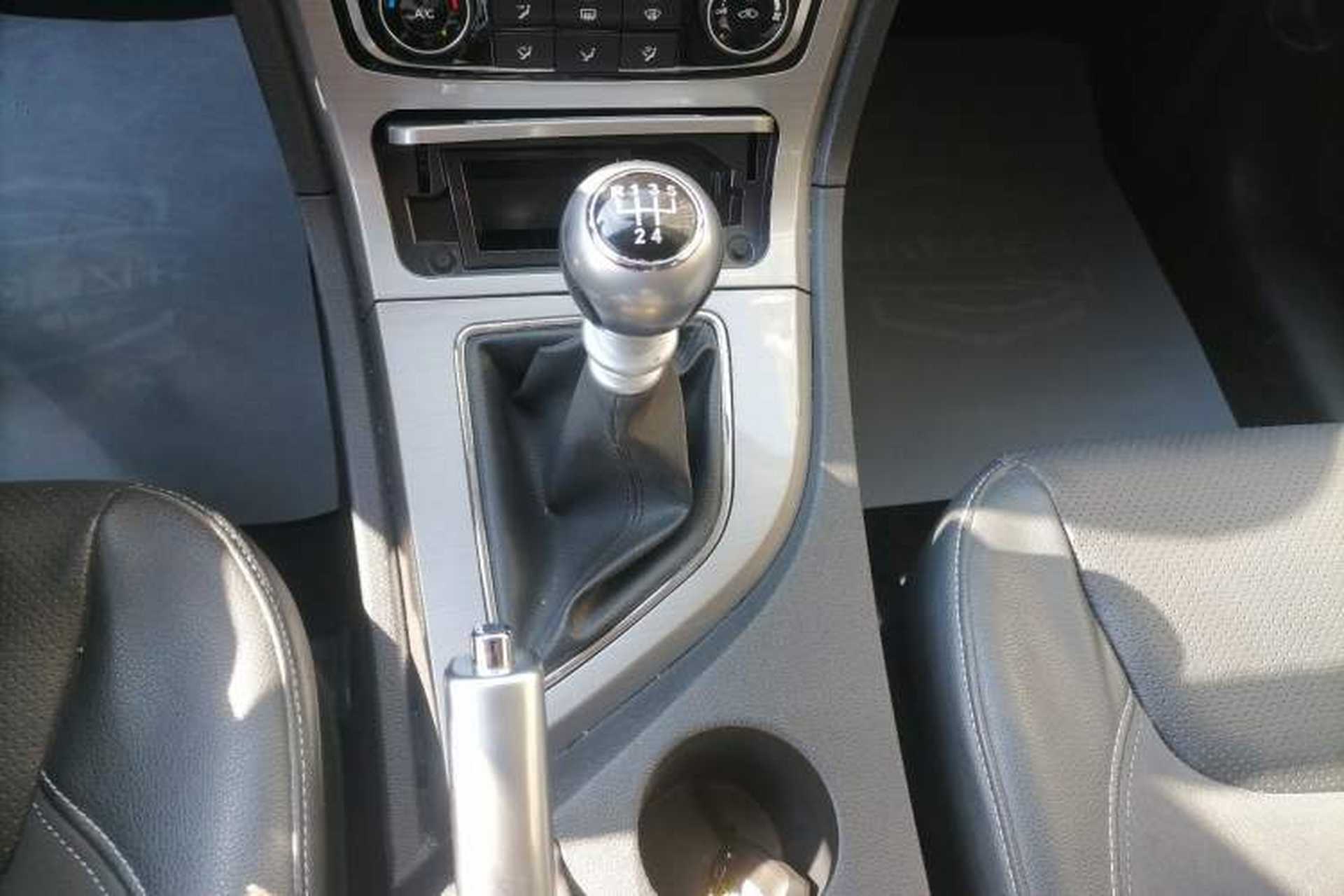 Used Zotye T600 2016 1.5T Manual Elite Edition Gear Lever