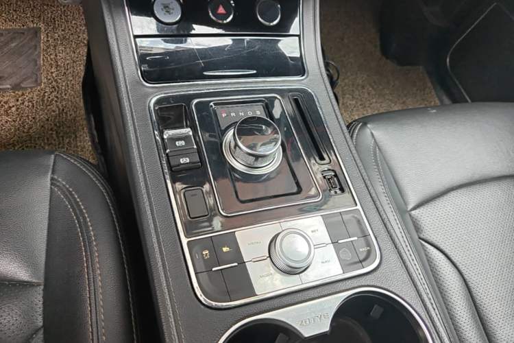 Used Zotye T600 2016 Sport Edition 2.0T DCT Prestige Model Gear Lever