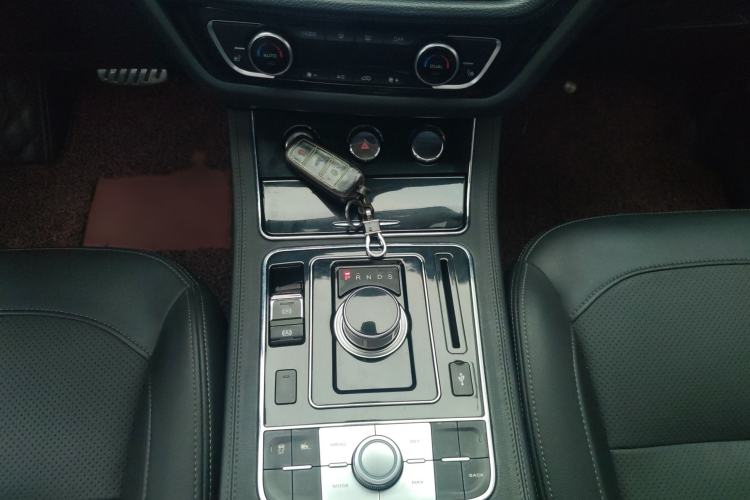 Used Zotye T600 2016 Sport Edition 2.0T DCT Prestige Model Gear Lever