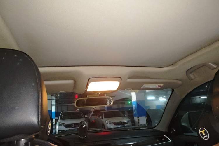 Used Zotye T600 2016 1.5T Manual Luxury Edition Headliner