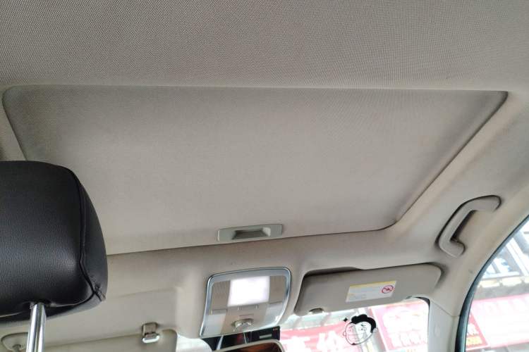 Used Zotye T600 2016 Sport Edition 1.5T Manual Luxury Model Headliner