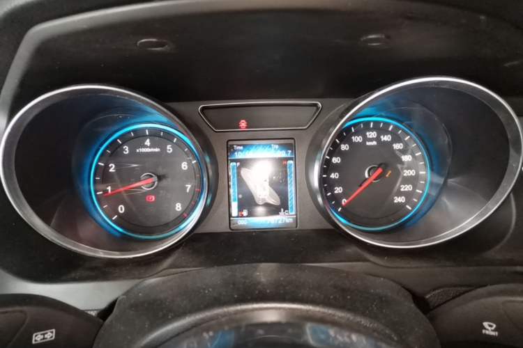 Used Zotye T600 2016 Sport Edition 1.5T Manual Luxury Model Instrument Cluster