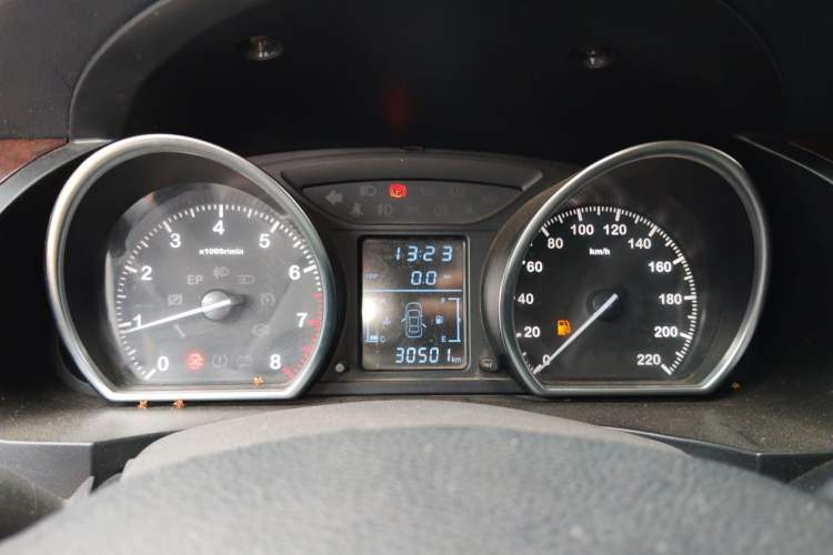 Used Zotye T600 2016 1.5T Manual Elite Edition Instrument Cluster