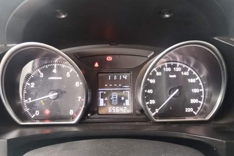 Used Zotye T600 2016 1.5T Manual Luxury Model Instrument Cluster