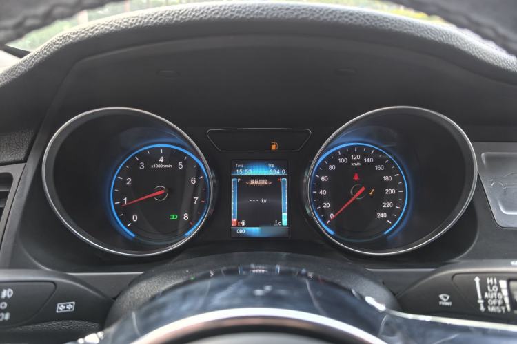 Used Zotye T600 2016 Sport Edition 1.5T Manual Luxury Model Instrument Cluster