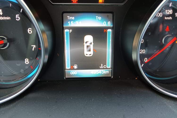 Used Zotye T600 2016 Sports Edition 1.5T Manual Luxury Model Instrument Cluster