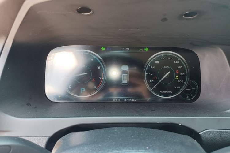 Used Zotye T600 2016 Sport Edition 2.0T DCT Prestige Model Instrument Cluster