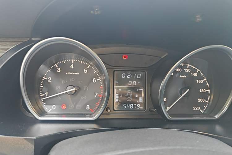 Used Zotye T600 2016 1.5T Manual Luxury Edition Instrument Cluster