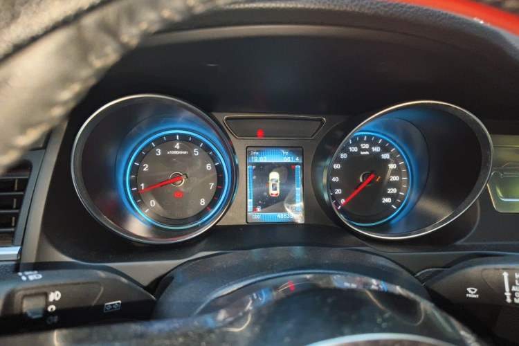 Used Zotye T600 2016 Sport Edition 1.5T Manual Luxury Model Instrument Cluster