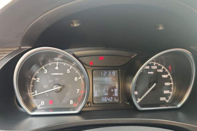 Used Zotye T600 2016 Sports Edition 1.5T Manual Luxury Model Instrument Cluster