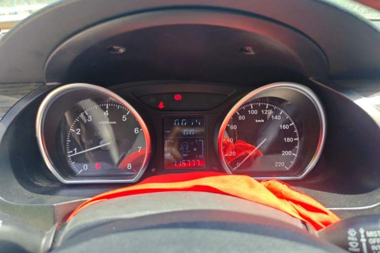 Used Zotye T600 2016 1.5T Manual Luxury Model Instrument Cluster