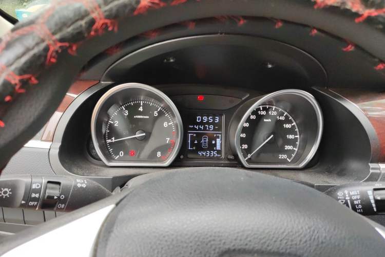 Used Zotye T600 2016 1.5T Manual Elite Edition Instrument Cluster