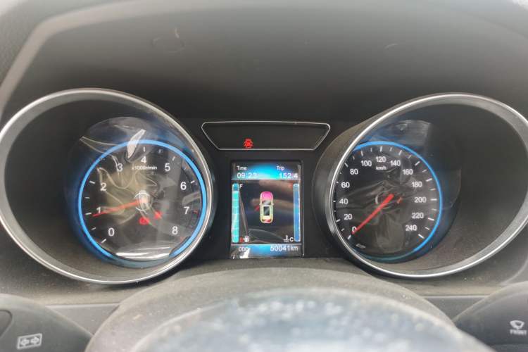 Used Zotye T600 2016 Sports Edition 1.5T Manual Luxury Model Instrument Cluster