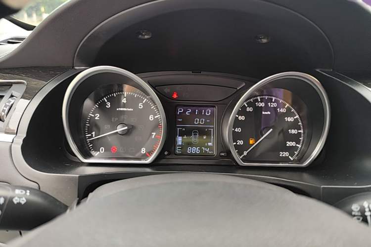 Used Zotye T600 2016 2.0T DCT Prestige Edition Instrument Cluster