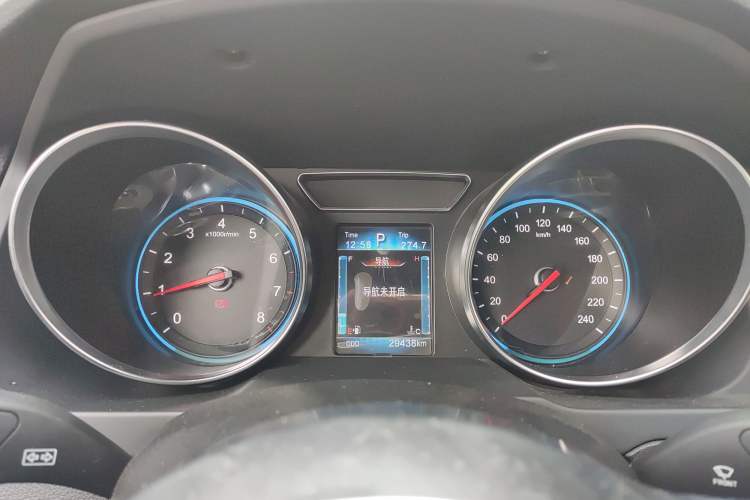 Used Zotye T600 2016 Sport Edition 2.0T DCT Luxury Model Instrument Cluster