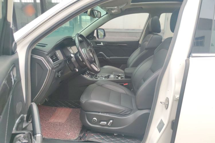 Used Zotye T600 2016 Sport Edition 2.0T DCT Prestige Model Interior 1