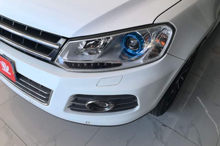 Used Zotye T600 2016 2.0T DCT Prestige Edition Left Front Headlight