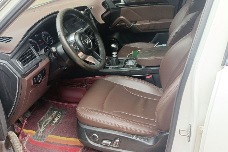 Used Zotye T600 2016 Sport Edition 1.5T Manual Luxury Model Left Front Seat