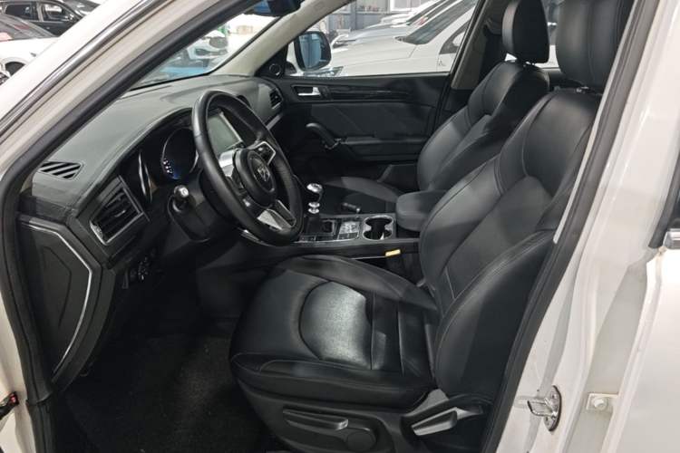 Used Zotye T600 2016 Sports Edition 1.5T Manual Luxury Model Left Front Seat