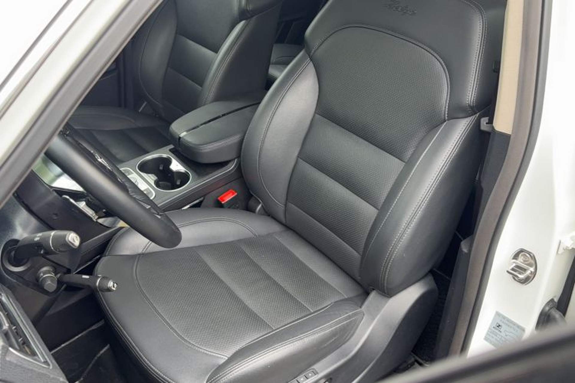 Used Zotye T600 2016 Sport Edition 2.0T DCT Flagship Model Left Front Seat