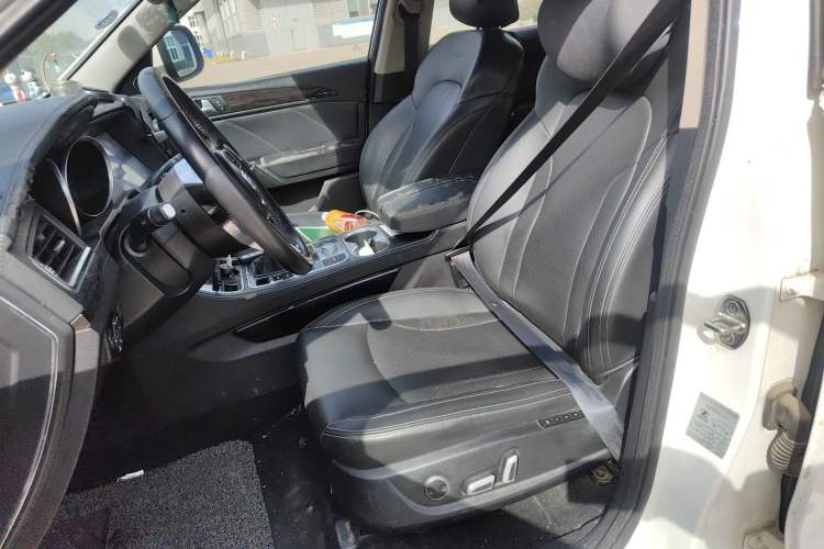 Used Zotye T600 2016 Sport Edition 1.5T Manual Luxury Model Left Front Seat