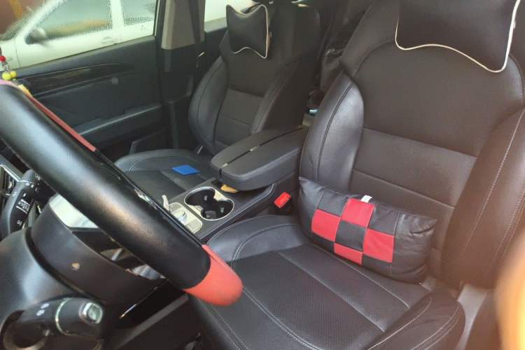 Used Zotye T600 2016 Sport Edition 1.5T Manual Luxury Model Left Front Seat